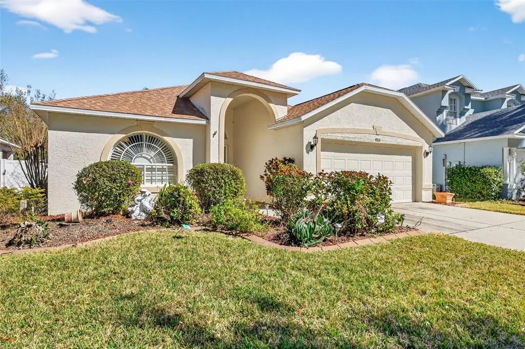 9324 Hidden Water Circle, RIVERVIEW