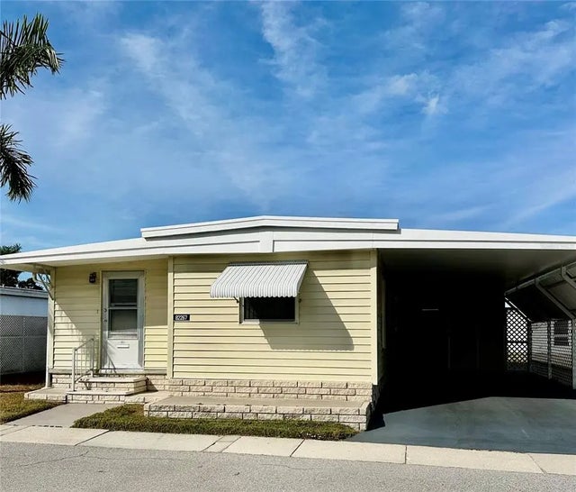 82267 2nd Avenue N 267, PINELLAS PARK