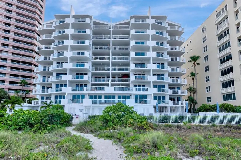 1350 Gulf Boulevard 301, CLEARWATER