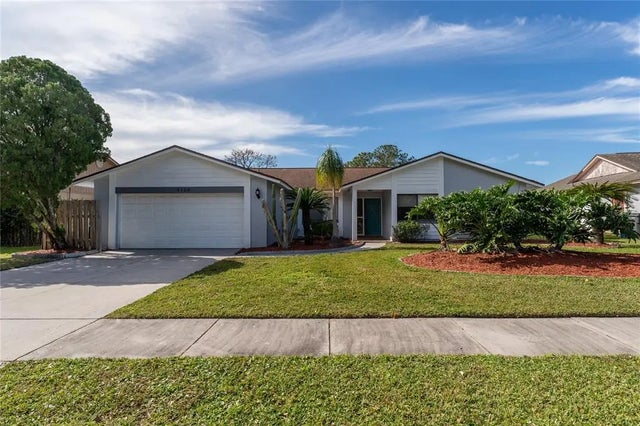4726 Windflower Circle, TAMPA