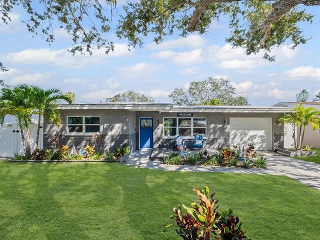 8345 41st Avenue N, ST PETERSBURG
