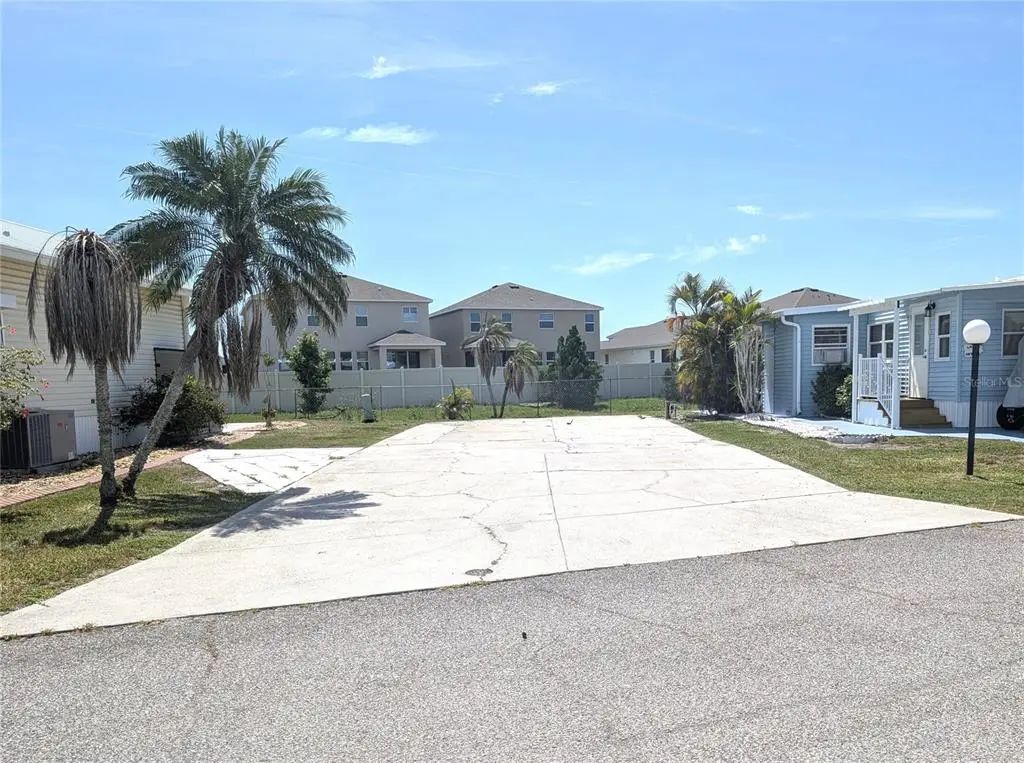 3333 26th Avenue E 1335, BRADENTON