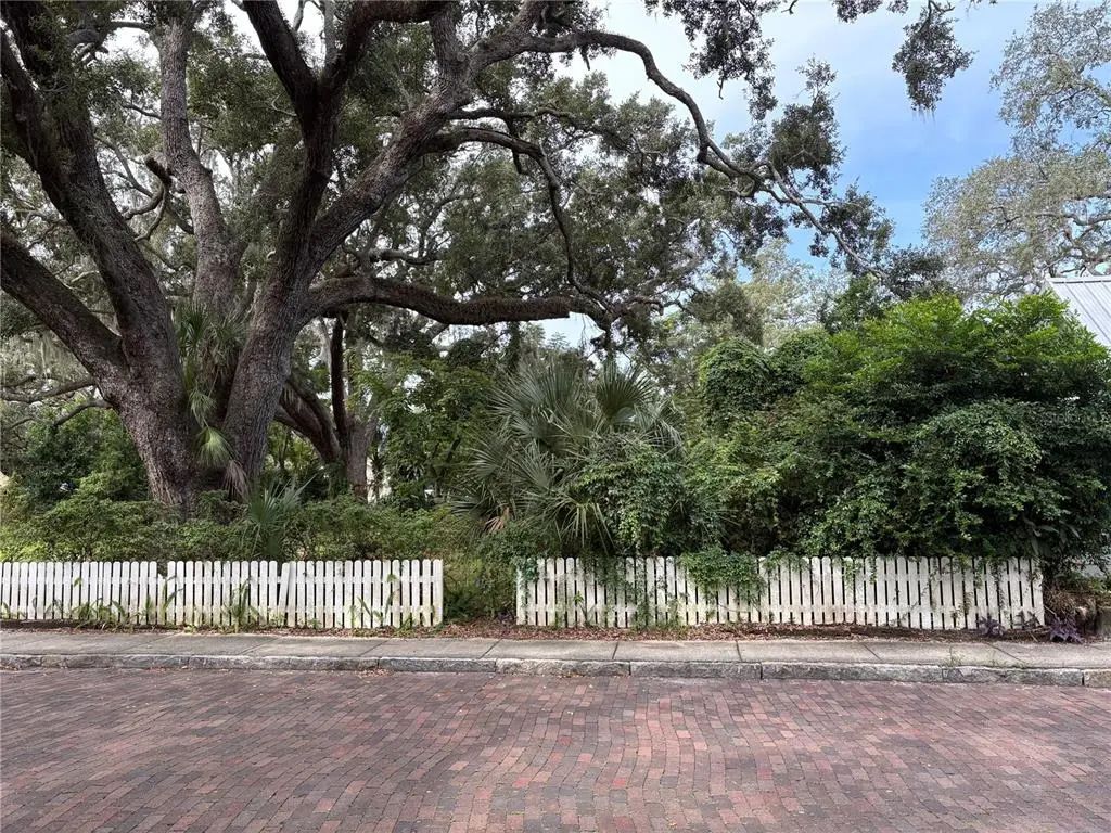 225 2nd Avenue N, SAFETY HARBOR