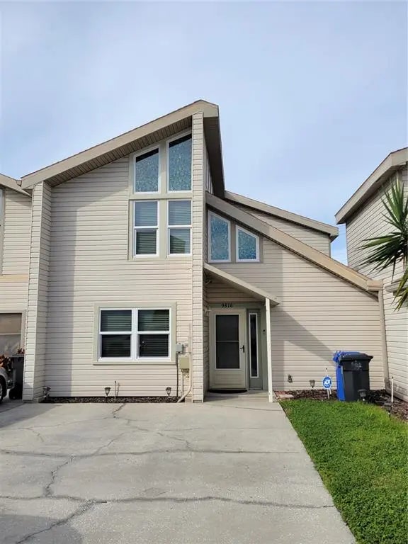 9516 Citrus Glen Place 43, TAMPA