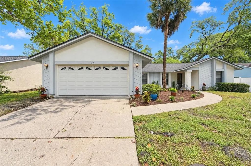 120 Buck Court, CASSELBERRY