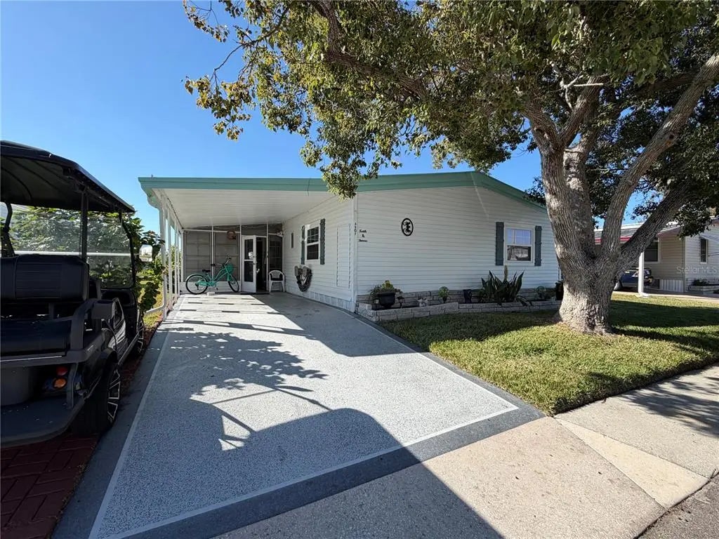 3207 Brewster Drive, HOLIDAY