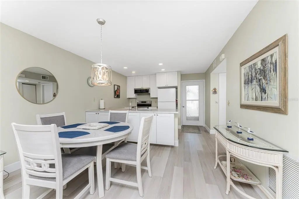 Gulf Shores Realty: 13 4640d1bcdbc6c9d6659b6d697800c359 l