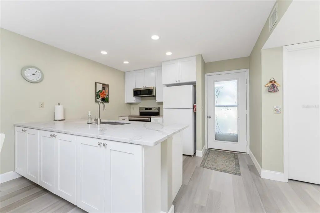 Gulf Shores Realty: 14 f13b083fbd8dded1c2453b1644991fe4 l