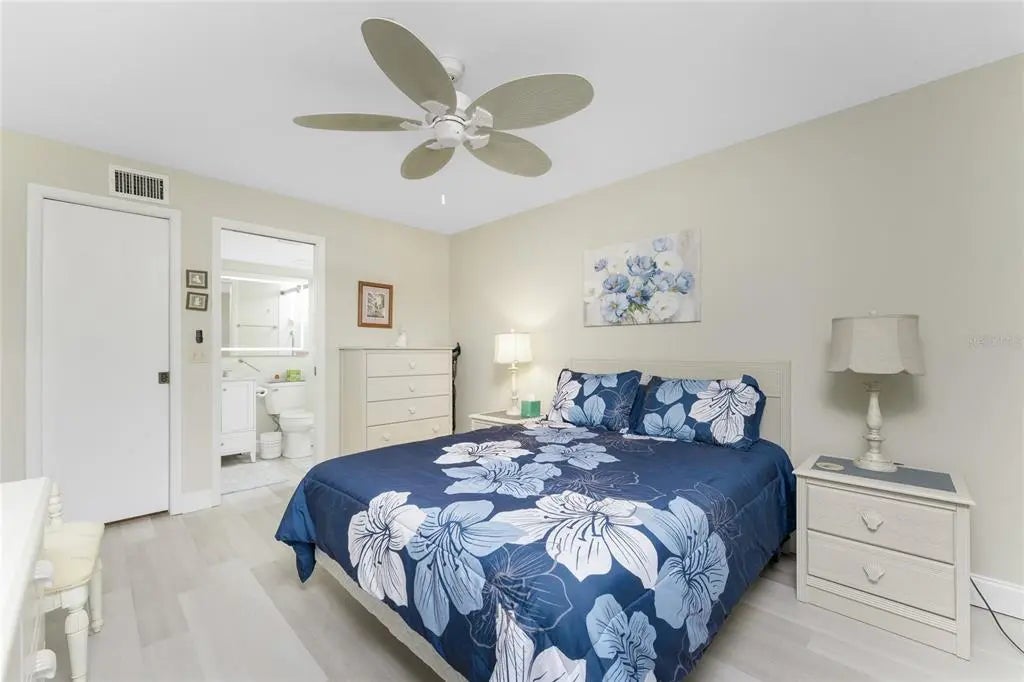 Gulf Shores Realty: 16 7ddaf57a6ded8592a34052a20a9a4fa5 l