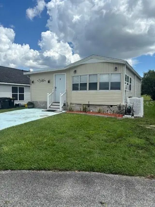 50989 Highway 27 233, DAVENPORT