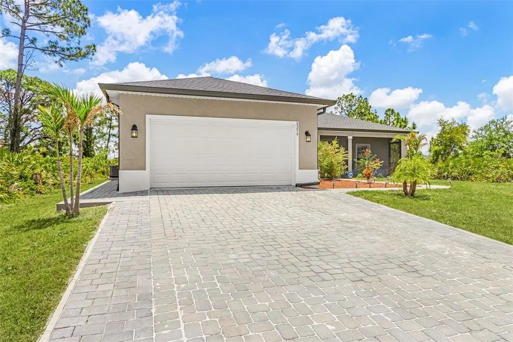 8258 Dimstead Street, PORT CHARLOTTE