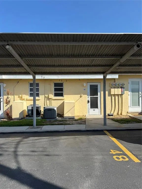 6006 Midnight Pass Road 48