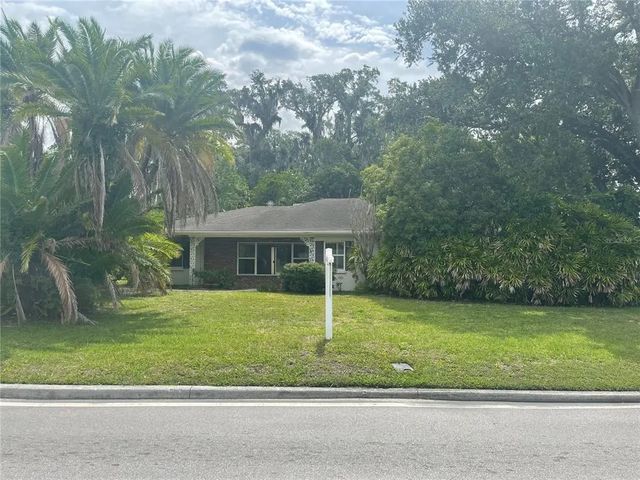 225 Lake Hollingsworth Drive, LAKELAND