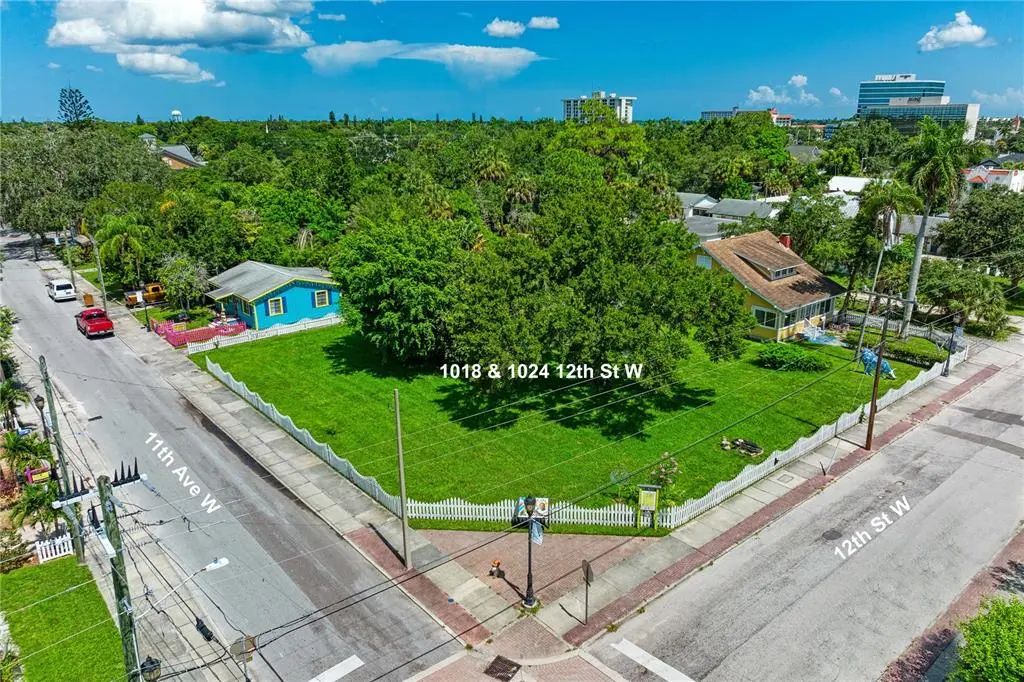 1018 12th Street W, BRADENTON