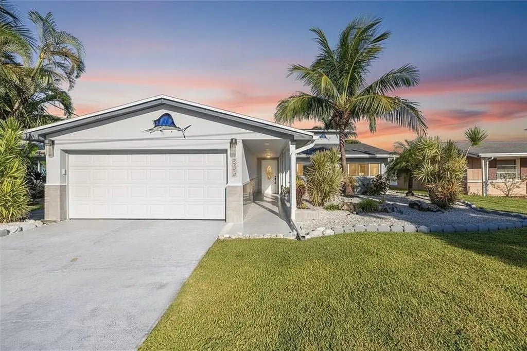 533 Lillian Drive, MADEIRA BEACH
