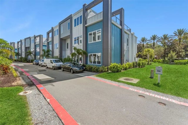 7760 Sandy Ridge Drive 112, REUNION