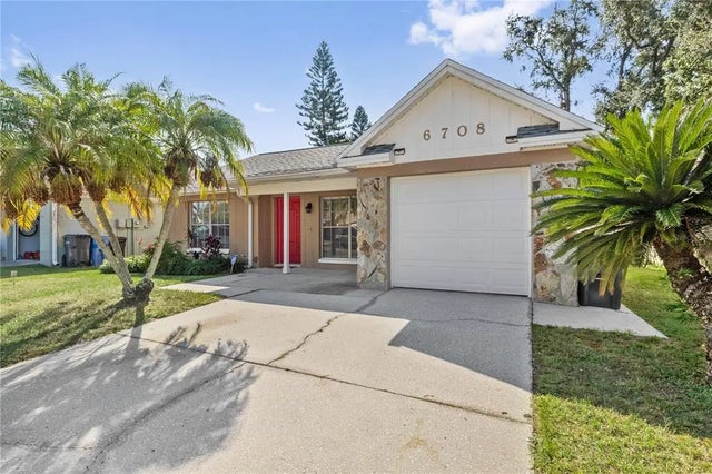 6708 Swain Avenue, TAMPA