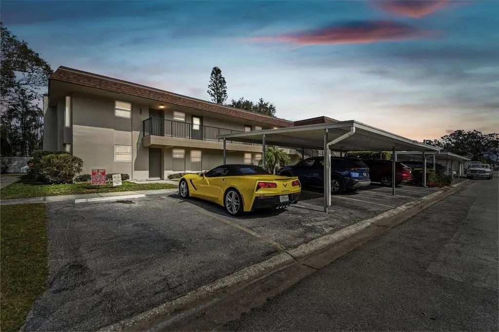 9945 47th Avenue 206, ST PETERSBURG