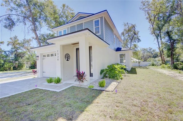 1330 E 9th Avenue, MOUNT DORA