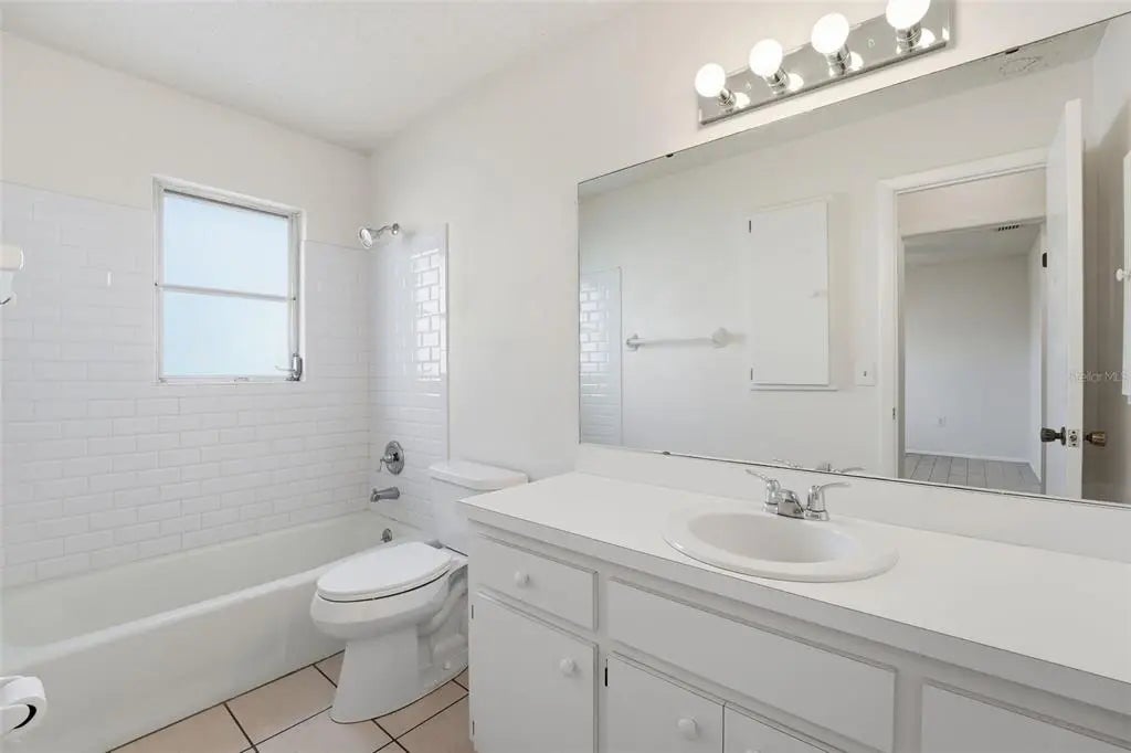 Gulf Shores Realty: 24 823f596c4b420395e6bd314d44cfd266 l