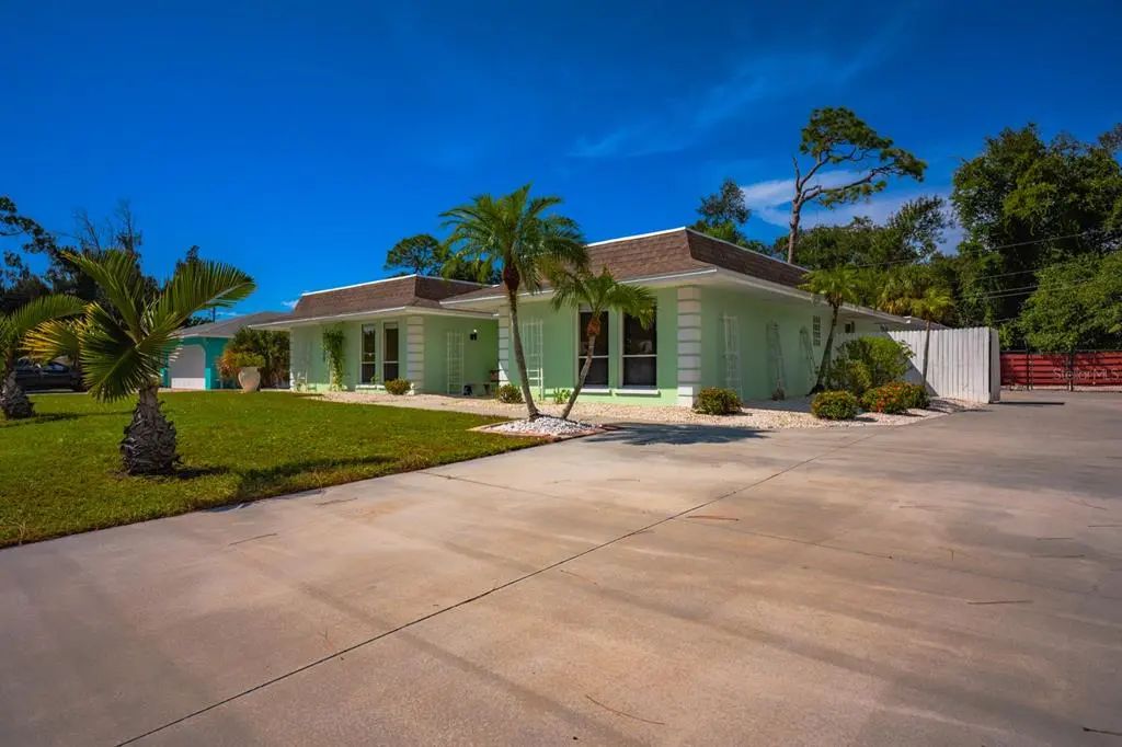 2339 Riverwood Pines Drive, SARASOTA