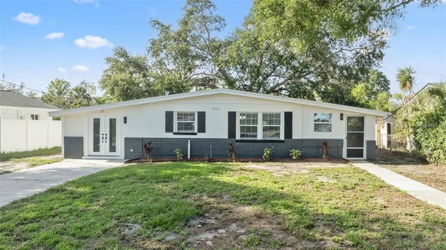 8703 Driftwood Drive, TAMPA