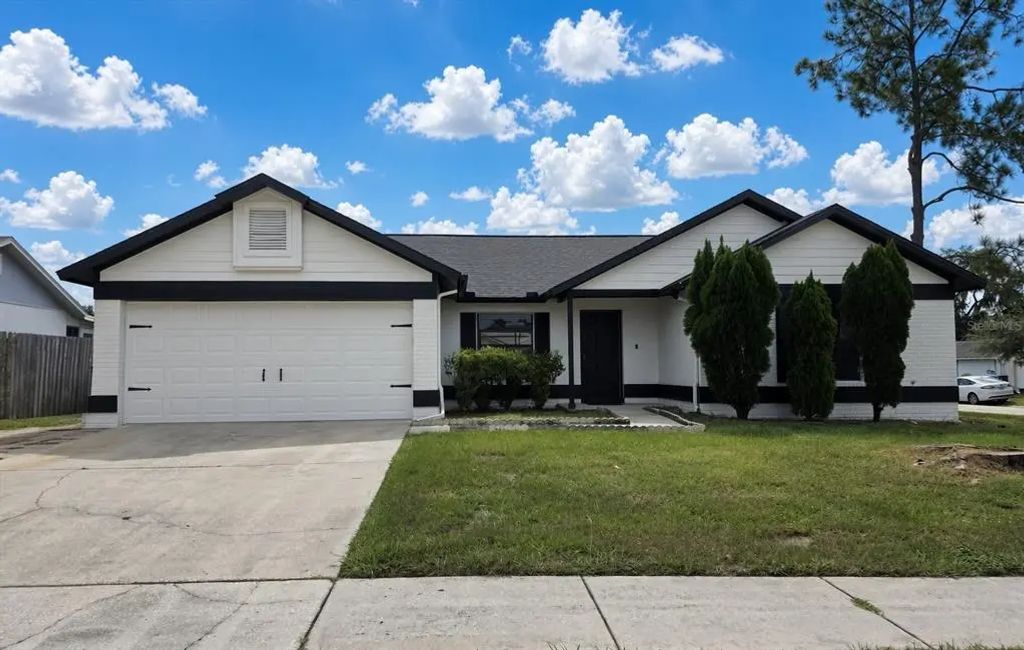 516 Rapid Falls Drive, BRANDON