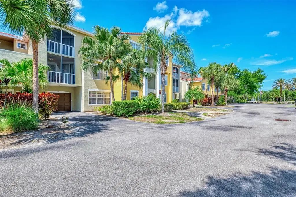 5450 Bentgrass Drive 5-111, SARASOTA