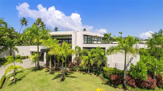 4 Golf View Drive, DORADO