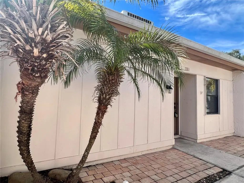 1361 Mission Hills Boulevard, CLEARWATER