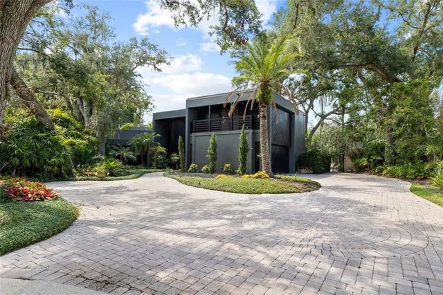 410 Montrose Avenue, TEMPLE TERRACE