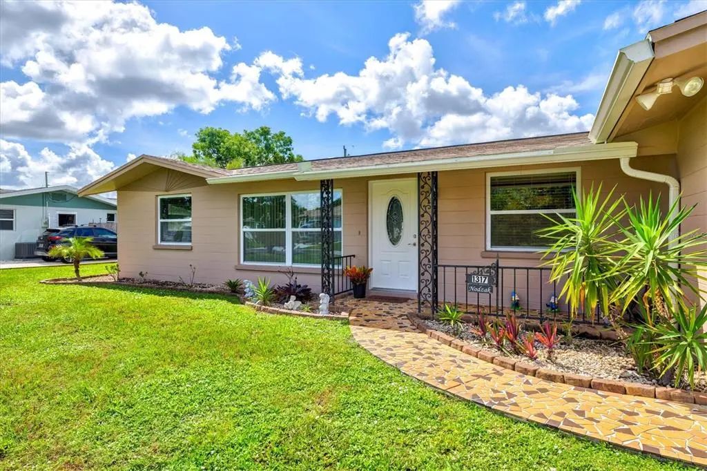 1317 Fir Avenue, VENICE