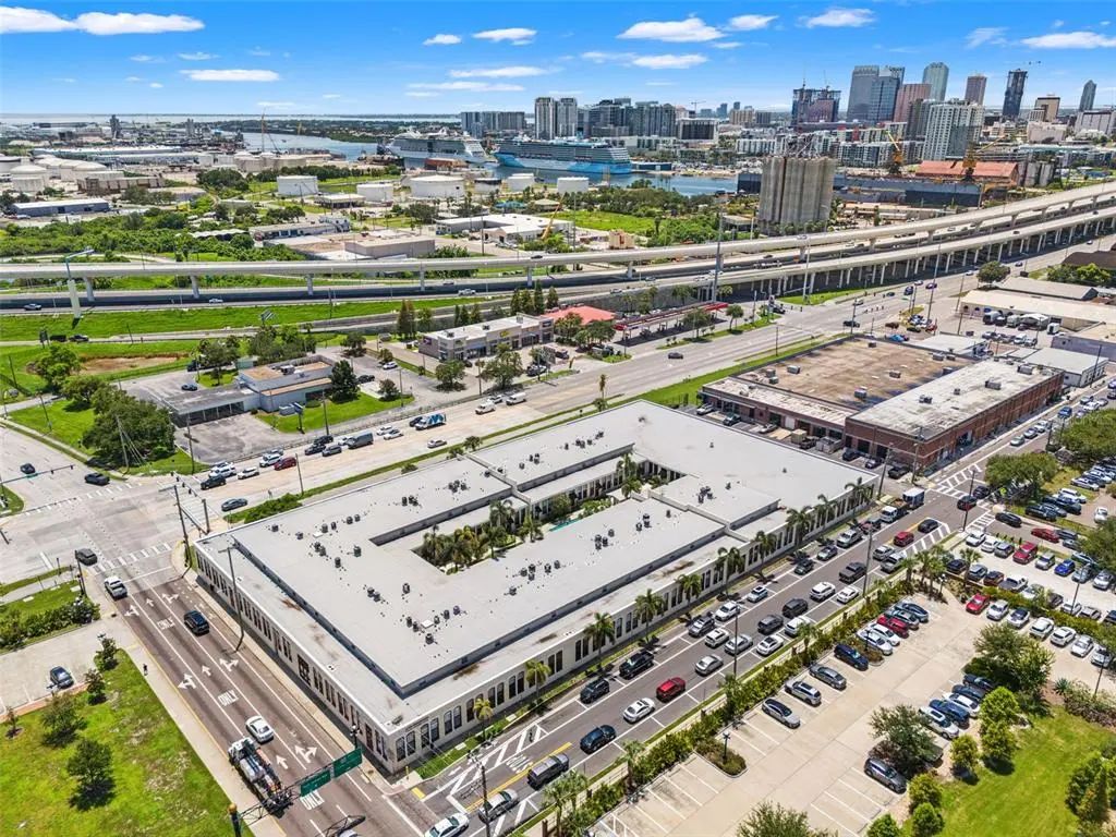 2001 E 2nd Avenue 26, TAMPA