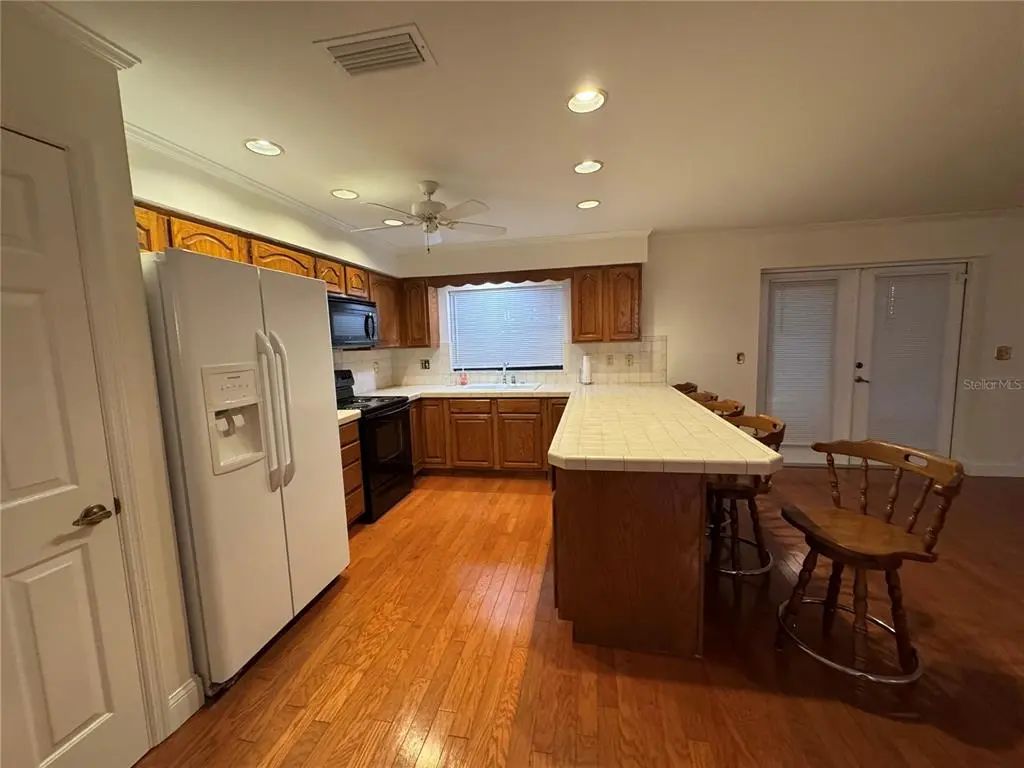 10 Fort Clinch Heights Road, FROSTPROOF
