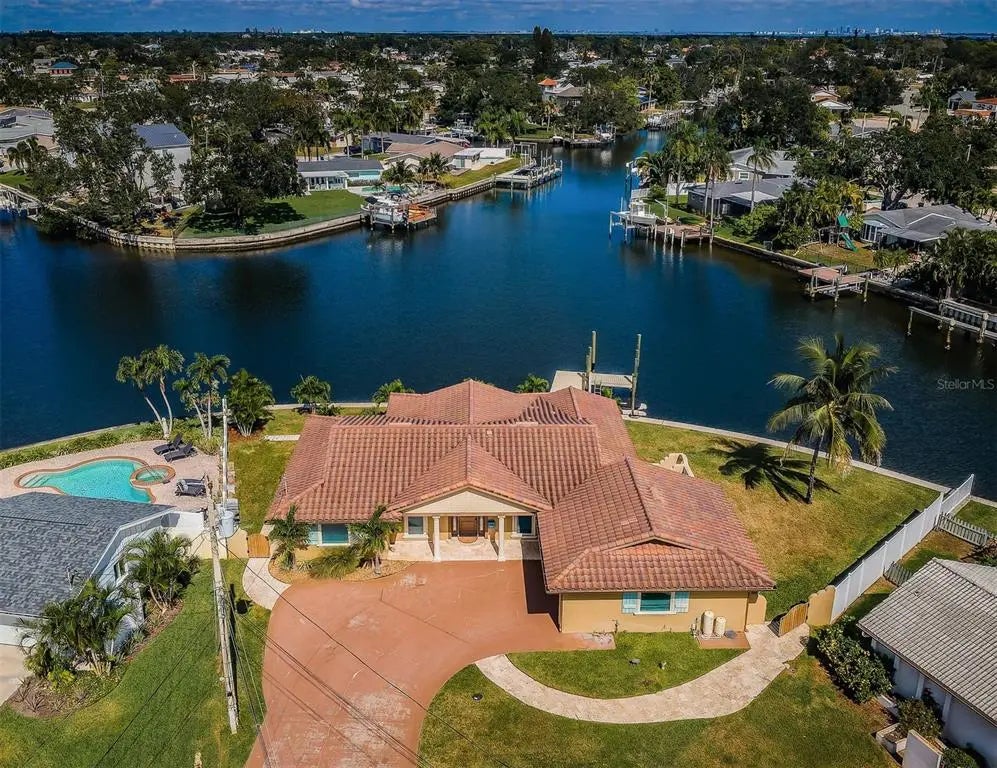 4295 13th Lane Ne, ST PETERSBURG