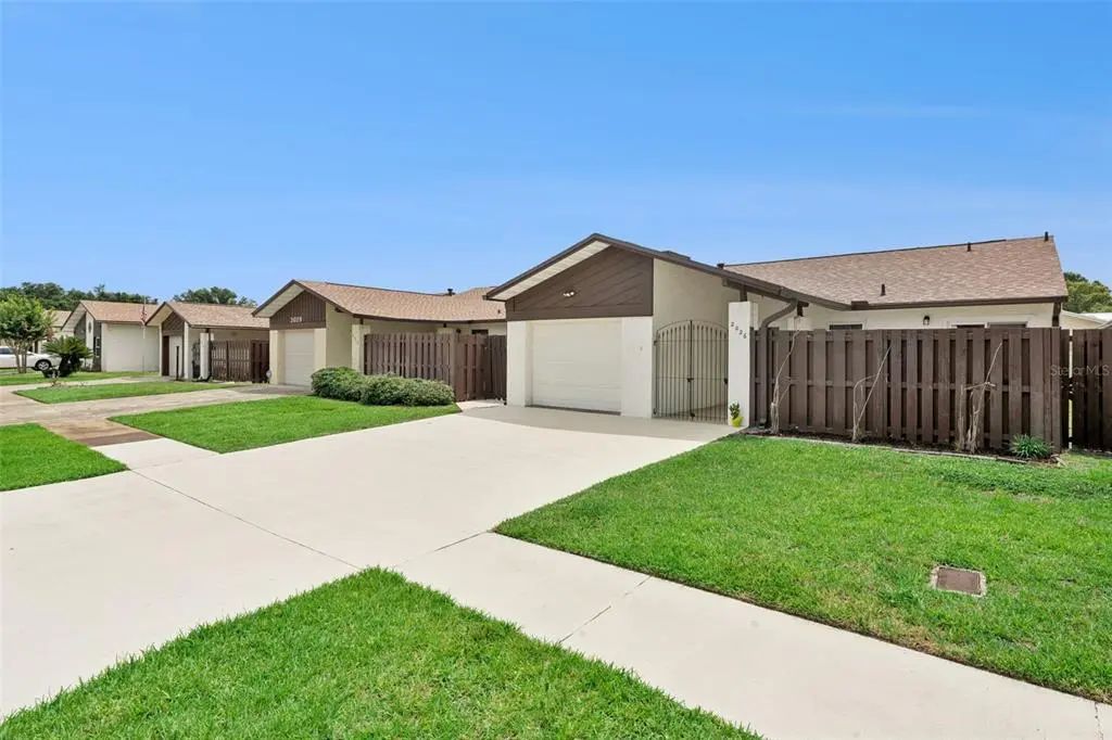 2026 Kings Crossing Sw, WINTER HAVEN