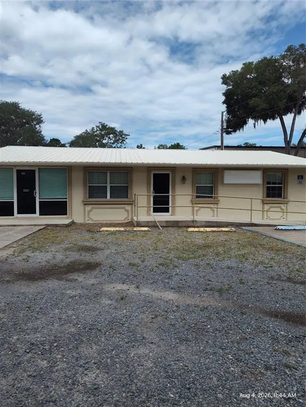 324 Hwy 441, LADY LAKE