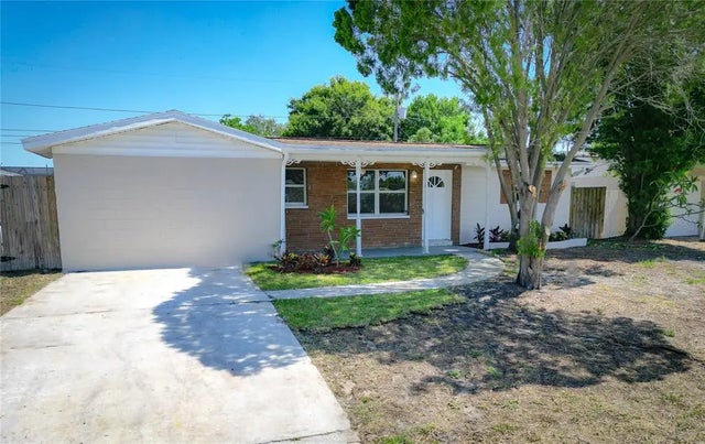 8391 76th Avenue, SEMINOLE