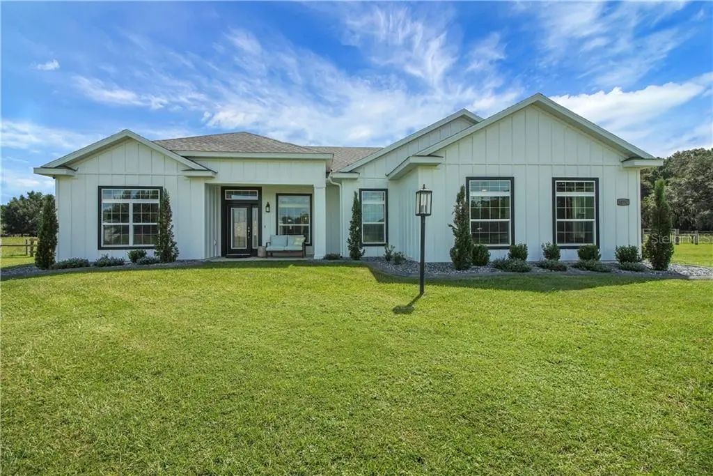 10757 County Road 223 Road, Oxford