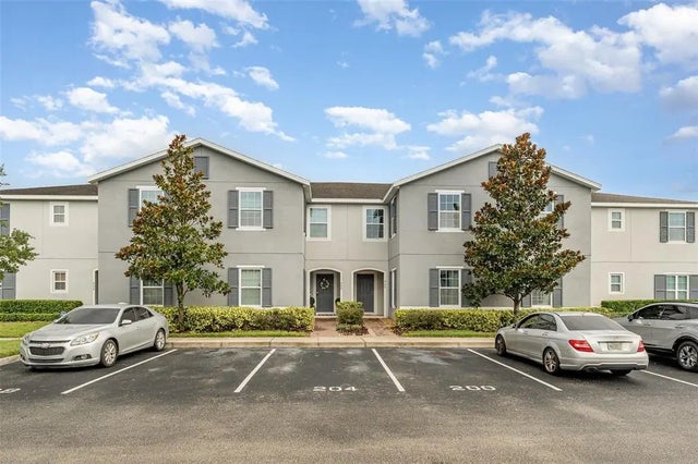 200 Primrose Drive, DAVENPORT