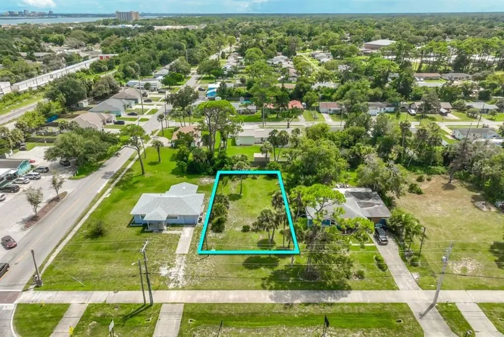 505 Big Tree Road, SOUTH DAYTONA