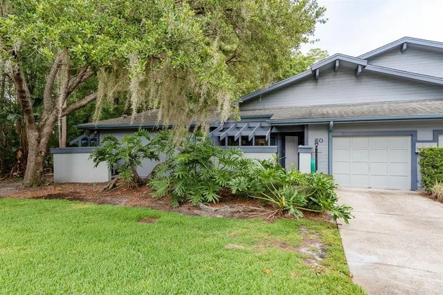 60 Birdsong Court, OLDSMAR