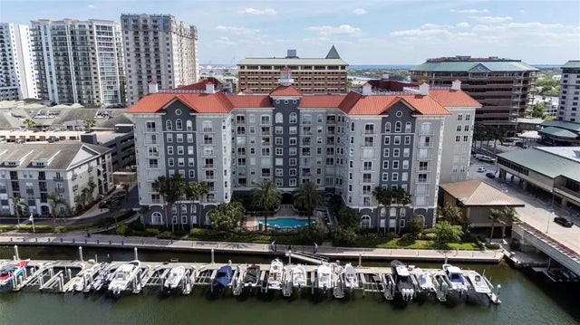 700 S Harbour Island Boulevard 813, TAMPA