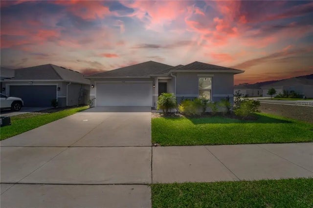 820 Overpool Avenue, DAVENPORT