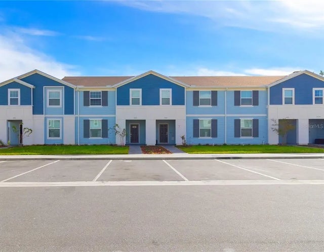 3922 Lana Avenue, DAVENPORT