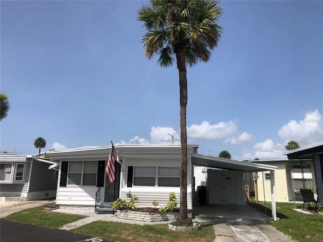 4851 W Gandy Boulevard B2l10, TAMPA