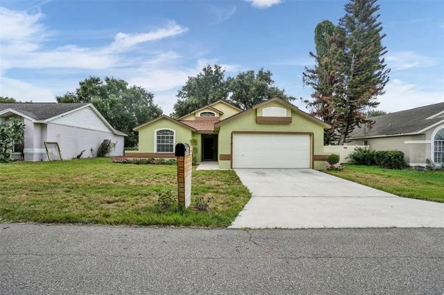 419 Saint Anns Drive, WINTER HAVEN