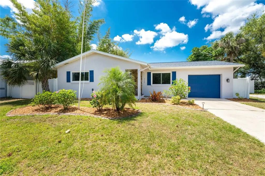 557 Magnolia Avenue Nw, PORT CHARLOTTE