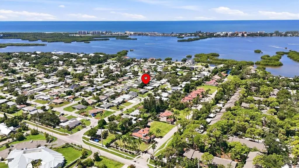 1706 Livingstone Street, SARASOTA