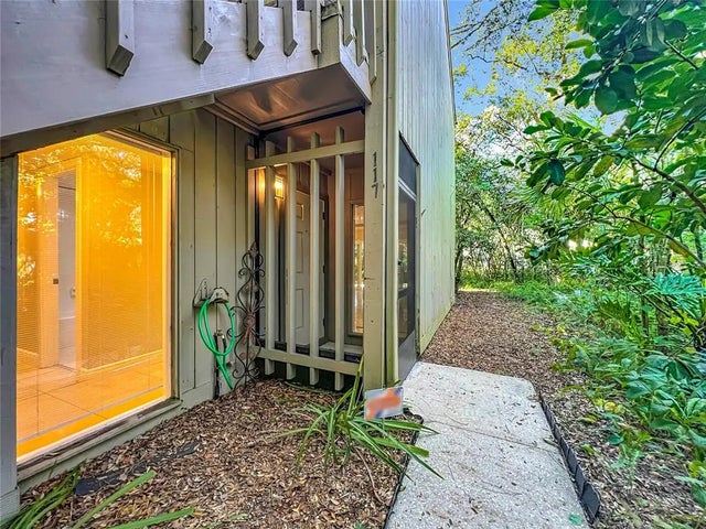 117 Crown Oaks Way 117, LONGWOOD